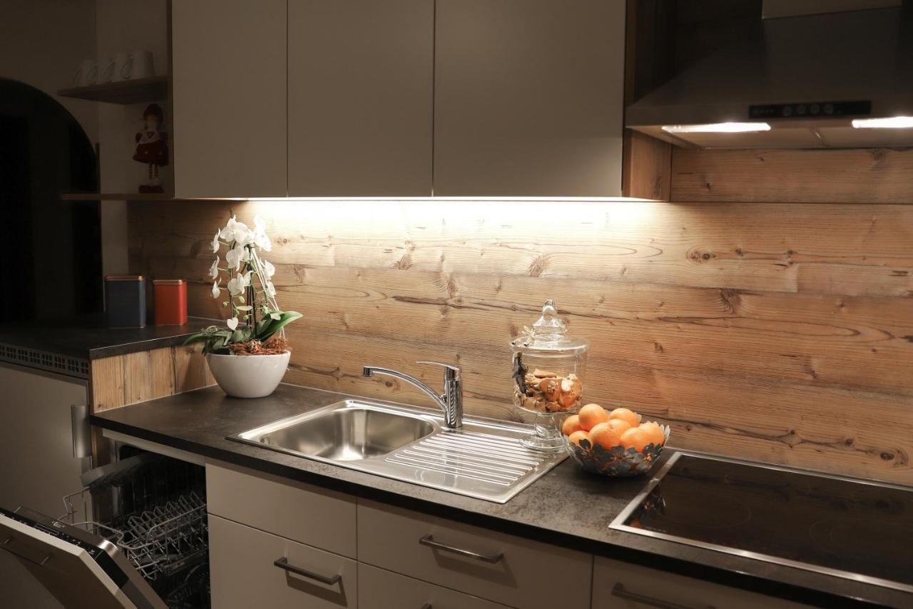 Apartments Vaiolet Santa Cristina Val Gardena Ngoại thất bức ảnh