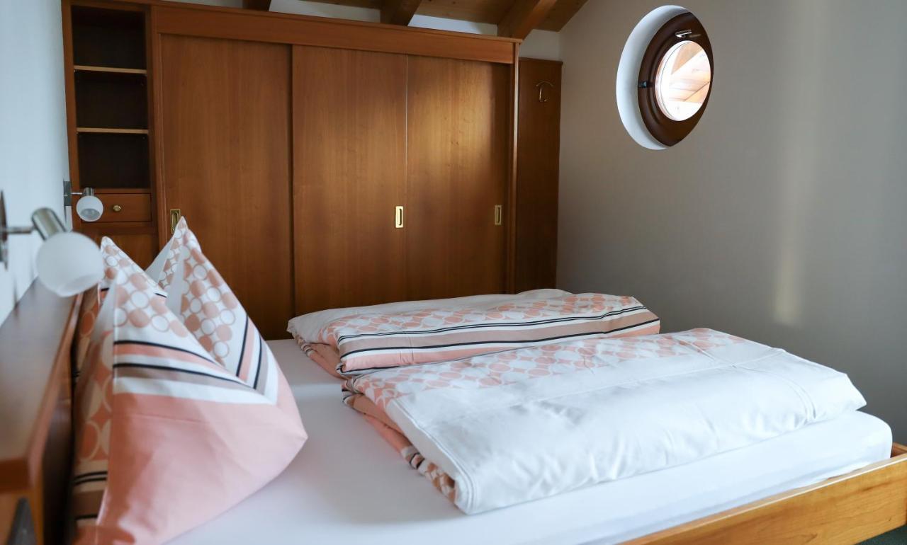 Apartments Vaiolet Santa Cristina Val Gardena Ngoại thất bức ảnh